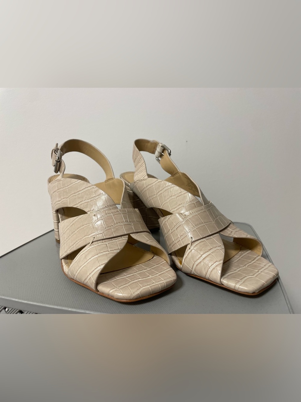 Nine West Block-heel slingback scandals size 9.5 - NWT